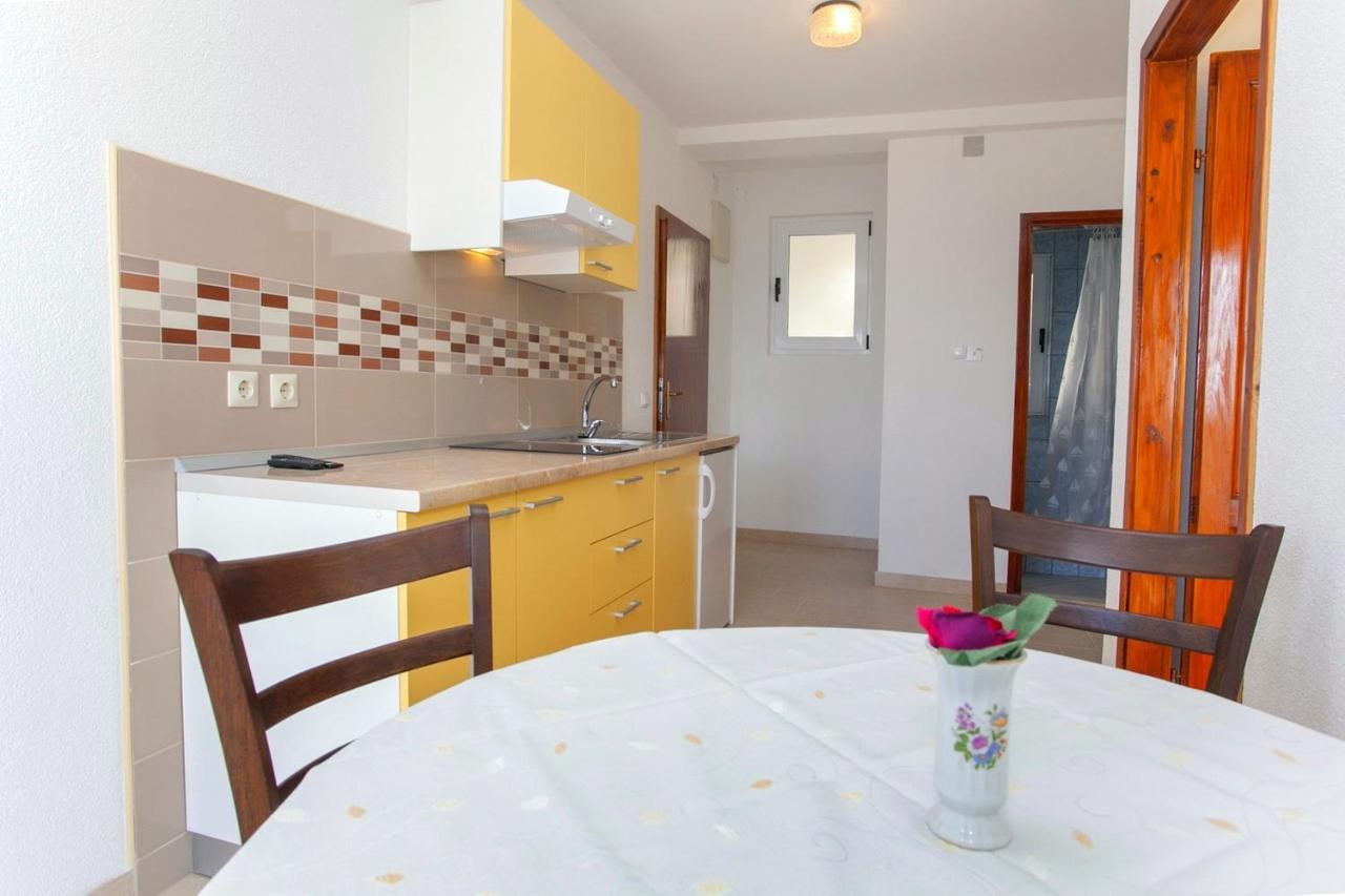 Apartments With A Parking Space Baska Voda, Makarska - 6761 Exterior photo